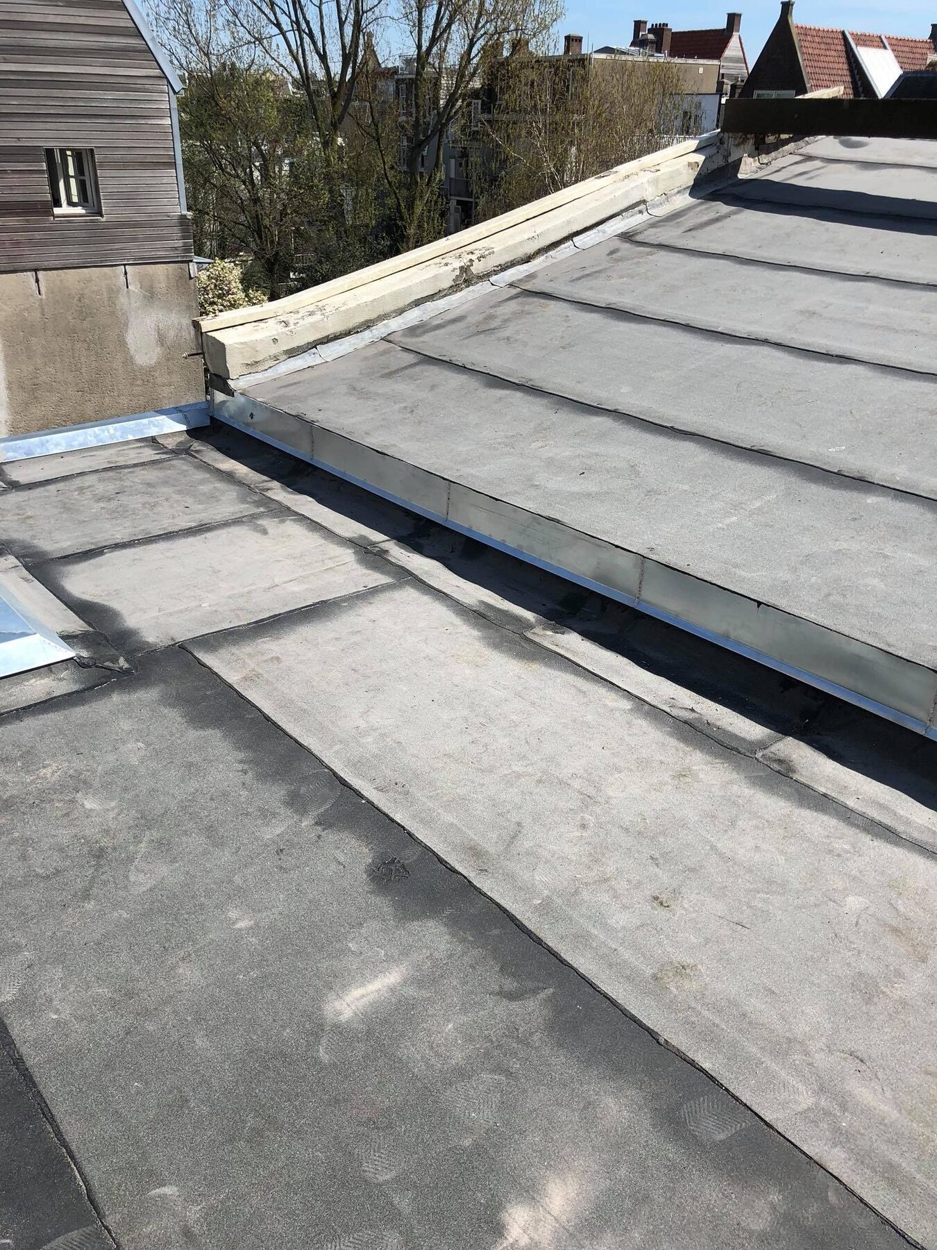 Keizersgracht: plat dak na de werkzaamheden