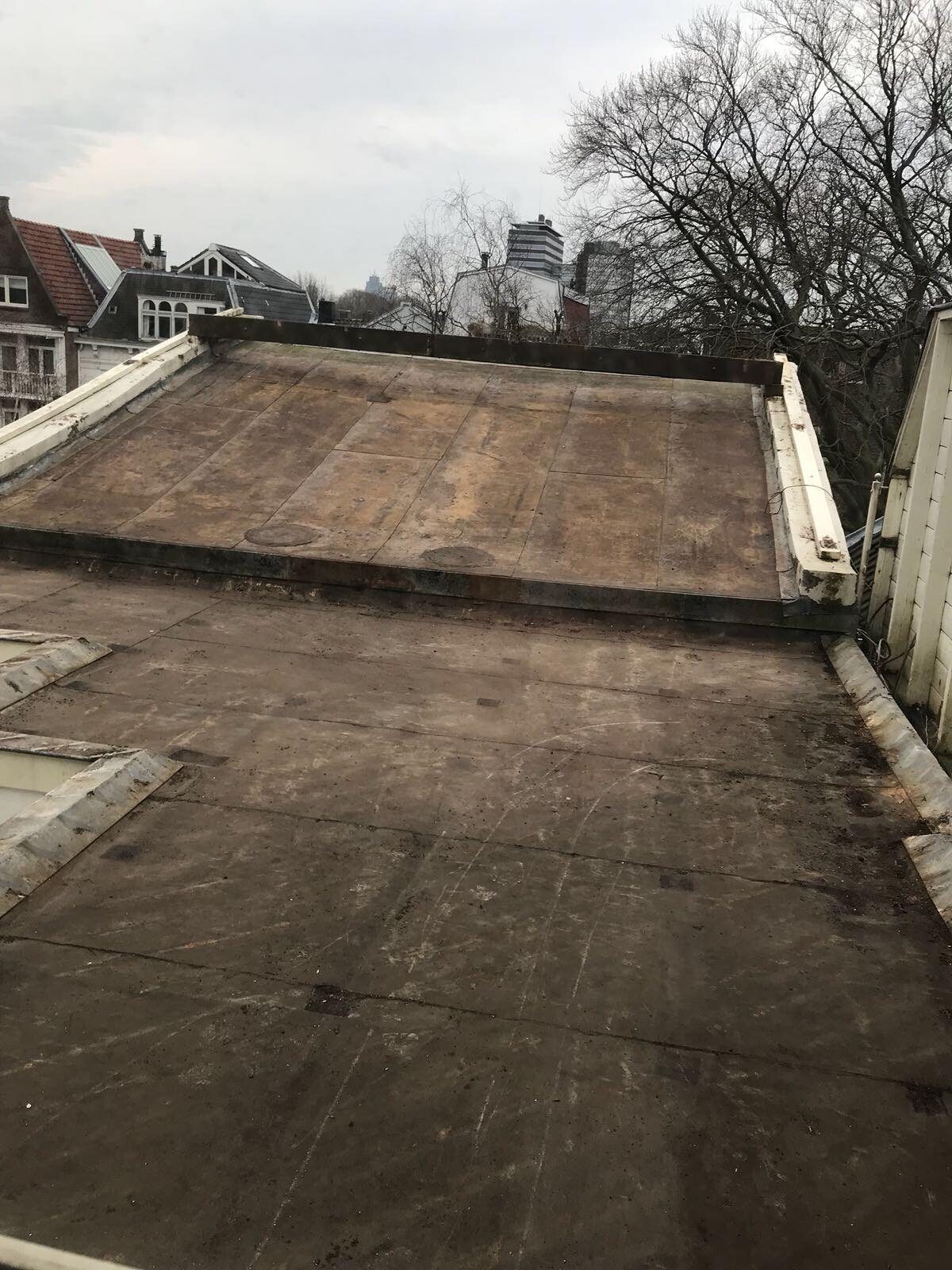 Keizersgracht: plat dak vóór de werkzaamheden